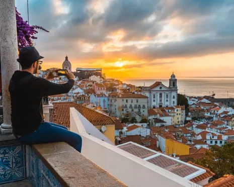 What's Driving So Many US Citizens Relocating to Portugal?